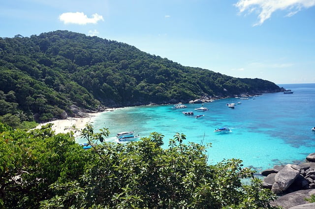 La bahía de Donald Duck, en la isla Similan, vista desde el mirador